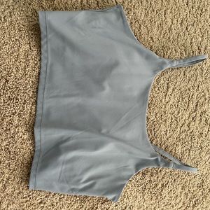 size M cropped tank top